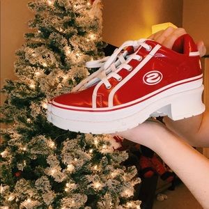 Sketchers red size 5.5 Vintage